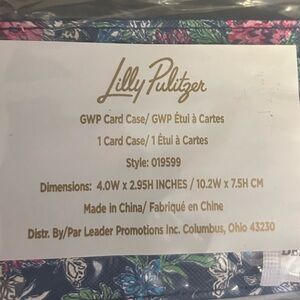 NWT LILLY PULITZER credit card case.